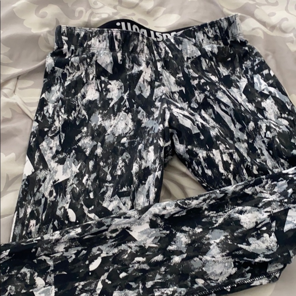 Nike Leggings - size small